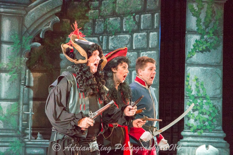 20141020_Pirates-Tech-Rehearsal_8299-3