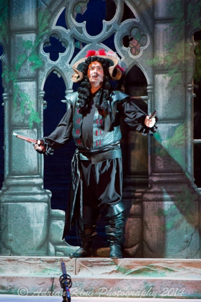 20141021_Pirates-Dress-Rehearsal_10145