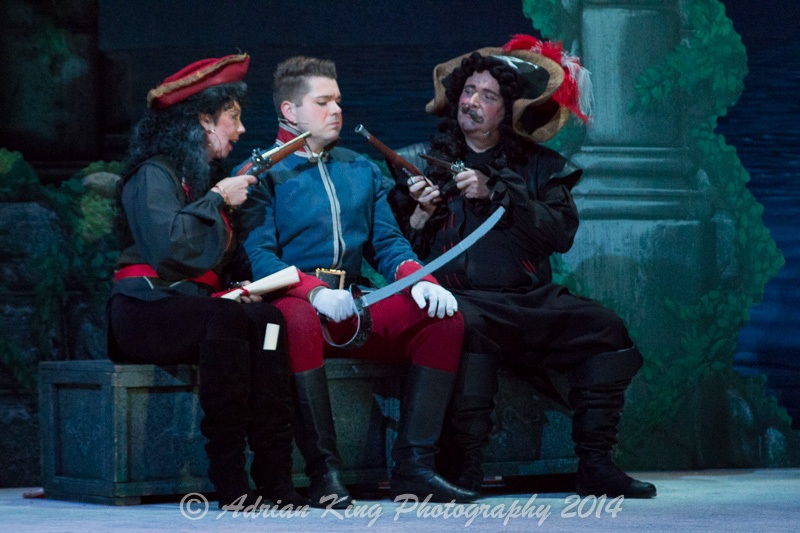 20141021_Pirates-Dress-Rehearsal_10175