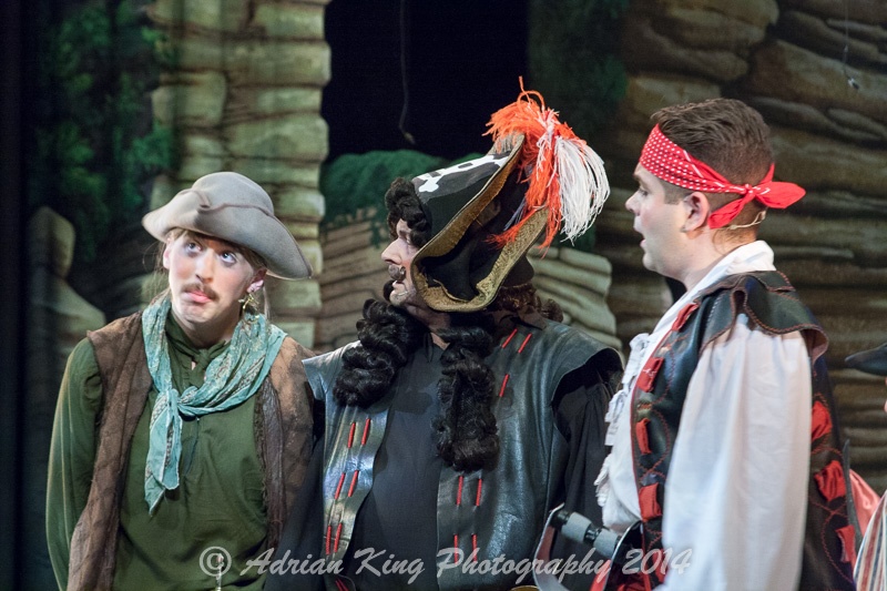 20141021_Pirates-Dress-Rehearsal_9676