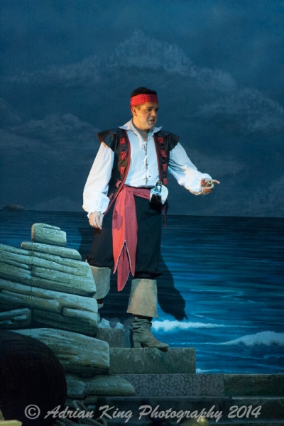 20141021_Pirates-Dress-Rehearsal_9689