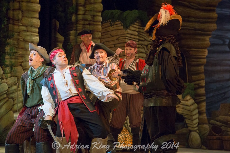 20141021_Pirates-Dress-Rehearsal_9780